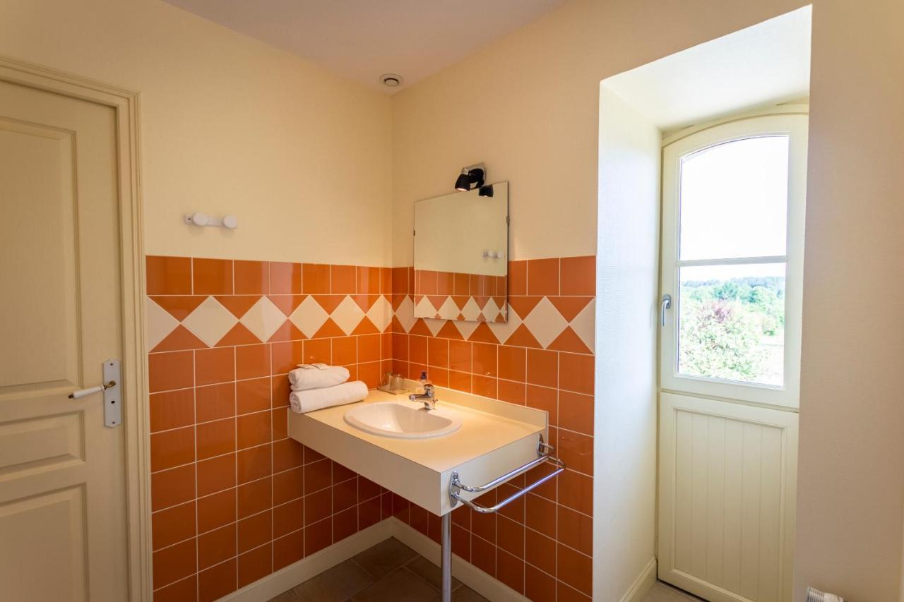 La Haye Gites Et Chambre D'Hotes 아브리르 외부 사진